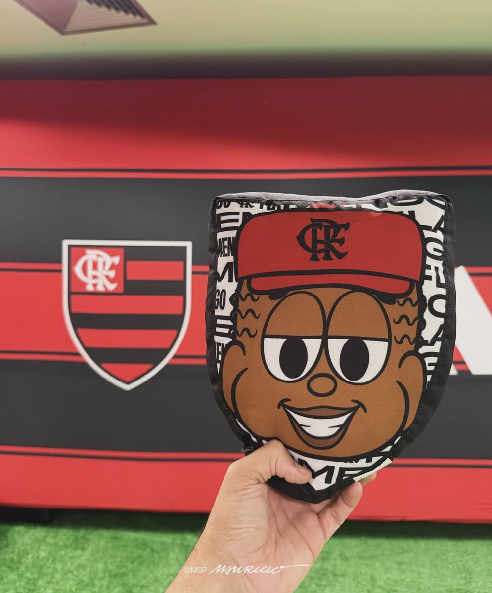 soidolosoficial's tweet photo. O Jeremias chegou ao @flamengo em uma coleção que une duas grandes paixões brasileiras: o futebol e a Turma da Mônica! ❤️🖤

Uma homenagem aos 90 anos de Mauricio de Sousa, com produtos que já estão conquistando a torcida!!

🛒 Produtos disponíveis: https://t.co/UizRZ23Muk https://t.co/jyOHDDj3rX