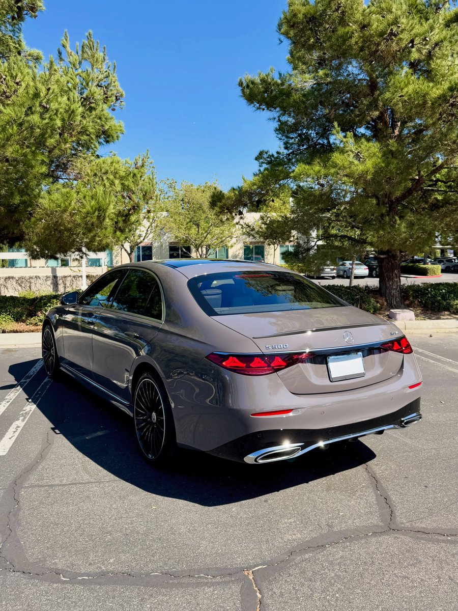 LuxuryMercedes's tweet photo. Mercedes-Benz Sclass S580 4MATIC W223 https://t.co/HXqqLyBds7