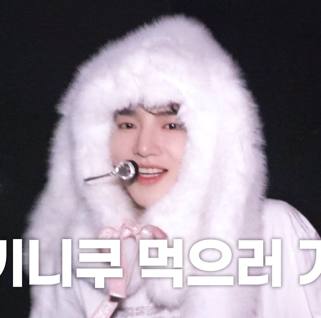 bn_0100's tweet photo. 이거 진짜 찰나인데 콕 찝어서ㅋㅋㅋㅋㅋㅋ
사랑스러운 내 아기토끼야💕💕💕 https://t.co/HlZDnbVNlI