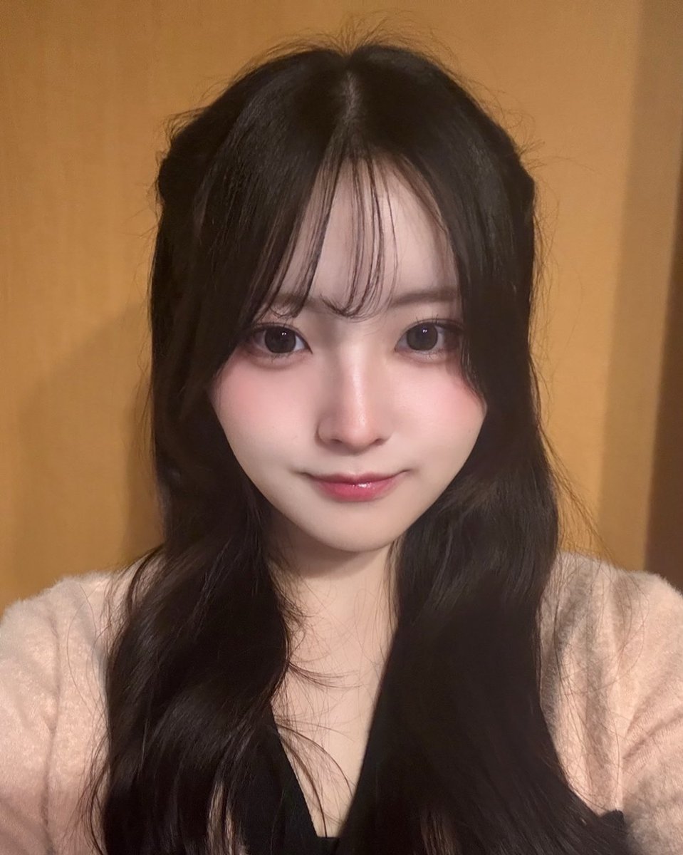 coco_KLM_0218's tweet photo. メイツ入る前の前髪あり山下ここさん(19) https://t.co/By7CWiAyxd
