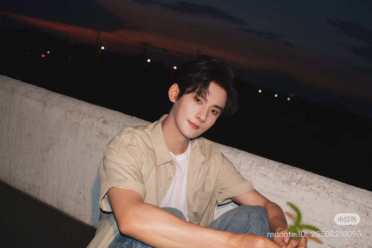 Jiangli_lele_TH's tweet photo. 🗓️ 29/09/26 | 🐺 江衡oc xhs 𝒖𝒑𝒅𝒂𝒕𝒆 [1/2]:

🔗 https://t.co/fc8Bwi7PWN

🐇🍃

#JiangLi #Jiangheng #Oceanjiang #江衡 #奖励  #เจียงเหิง https://t.co/SATl2gStKA