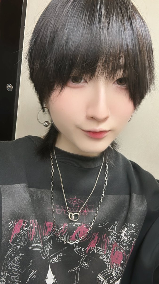 S1R0N0's tweet photo. 様々な、同じ顔
・
 #ホスト  #ホストクラブ  #関内ホスト  #担当不在  #担当探し  #推し不在  #地雷系  #自撮り界隈 https://t.co/IjJ1ug5aDU