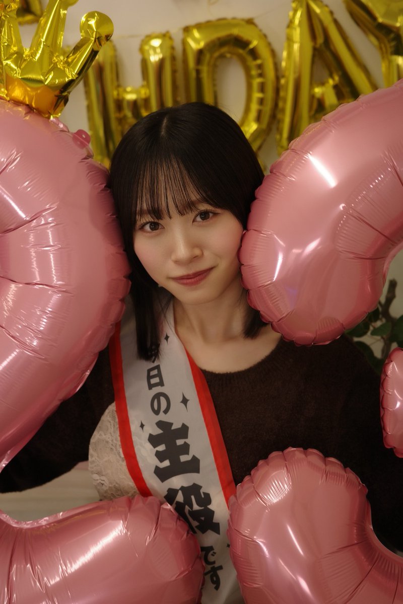 hinatazaka46's tweet photo. 【ブログ更新☀️ 髙橋未来虹】 23歳になりました https://t.co/jlrvkzwBox #日向坂46 #髙橋未来虹 https://t.co/yeVkjUODO6