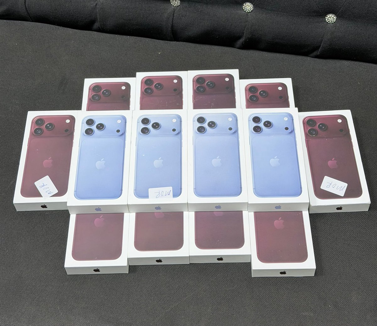 wondaversestore's tweet photo. Updated price list new 18 and 17 series / google pixel. Brand new non active. 29-9-26

>>>> IPHONE 18 SERIES <<<<<
🇺🇸 🇨🇦 ESIM unlocked 
18 pro 256GB 🩵 - N2,100,000
18 Pro 256GB 🤎 - N1,160,000
18 Pro 512GB 🤎 - N2,500,000
18 Pro Max 256GB 🩵 - N2,490,000
18 Pro Max 256GB 🤎 - N2,500,000
18 Pro Max 512GB 🩵 - N2,770,000
18 Pro Max 512GB 🤎 - N2,800,000

🇬🇧Physical + eSIM 
18 Pro 256GB 🩵🖤🤍- N2,150,000
18 Pro 256GB 🤎- N2,200,000
18 Pro 512GB 🤎 🖤 - N2,600,000 
18 Pro 1TB 🖤 N3,400,000
18 Pro Max 256GB 🩵 🖤 - N2,600,000
18 Pro Max 256GB 🤎 - N2,750,000
18 Pro Max 512GB 🩵 🖤 - N2,850,000
18 Pro Max 512GB 🤎 -  N2,900,000
18 Pro Max 1TB 🤎🖤 - 3,650,000

>>>> IPHONE 17 SERIES <<<<
🇺🇸 ESIM unlocked 
Air 256GB 🩵🖤 N1,340,000 
Air 512GB - 🩵💛 N1,490,000
Air 1TB -  🩵🖤 N1,620,000 
17 Pro 256GB - 🧡 N1,650,000
17 Pro 256GB - 💙🤍 N1,700,000
17 Pro 512GB - 🧡💙 N1,900,000
17 Pro 512GB - 🤍N1,960,000
17 Pro Max 256GB - 🧡💙 N1,780,000
17 Pro Max 256GB - 🤍 N1,800,000
17 Pro Max 512GB - 🧡 N2,000,000
17 Pro Max 512GB - 💙 N2,030,000
17 Pro Max 512GB - 🤍 N2,050,000

🇬🇧 Physical + eSIM 
17 256GB 💚💜🤍🖤🩵 N1,390,000
17 512GB 💚💜🤍🖤🩵 N1,590,000
17 Pro 256GB - 🧡💙 N1,750,000
17 Pro 256GB - 🤍 N1,800,000
17 Pro 1TB - 🤍 2,450,000
17 Pro Max 256GB - 💙🧡 N1,900,000
17 Pro Max 256GB - 🤍 N1,950,000
17 Pro Max 512GB - 🧡💙 N2,250,000
17 Pro Max 512GB - 🤍N2,300,000

>>>> Google Pixel 11 Series <<<<<
🇨🇦 Physical + eSIM
Pixel 11 256GB |  — N1,130,000
Pixel 11 512GB |  — N1,330,000
Pixel 11 Pro 256GB | — N1,570,000
Pixel 11 Pro 512GB | — N1,840,000
Pixel 11 Pro XL 256GB |  — N1,580,000
Pixel 11 Pro XL 512GB |  — N1,900,000
Pixel 11 Pro Fold 256GB - N2,200,000
Pixel 11 Pro Fold 256GB - N2,400,000
Pixel 11 Pro Fold 512GB - N2,600,000
Pixel 11 Pro Fold 1TB - N3,000,000

_________________________________

🇬🇧 Brand New iPhone 18 Series Physical + eSIM  (Active)```

18 Pro 256GB Burgundy & Black - 2,070,000
18 Pro 256GB Glacier - 2,030,0000
18 Pro 512GB Glacier - 2.470,000
18 Pro 512GB Burgundy - 2.400,000
18 Pro Max 256GB Silver - 2.410,000

For more info 
call or WhatsApp 07048034298
3c hub off Saint Michael's, 2nd floor back ABA , Abia State