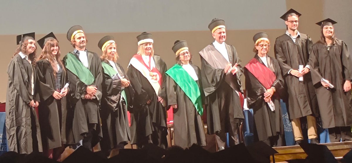 cerm_cirmmp's tweet photo. Celebrating our PhD graduates in #StructuralBiology 👏

Tessa Bolognesi, Azzurra Costantino, Francesco Currò, Alessia De Santis

This important milestone marks the culmination of years of research, hard work, and dedication to science. Congratulations!

@UNI_FIRENZE https://t.co/WgSTVJze2u