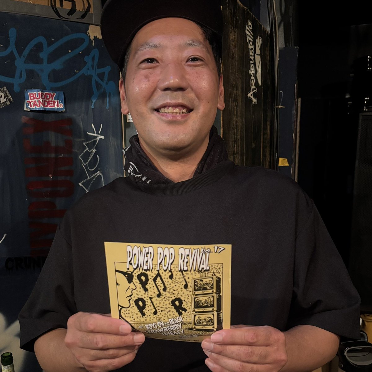 tequila_kubota's tweet photo. フライヤー渡したよ。
『Power Pop Revival vol.17』
11.7(Sat)Open 18:00 Start 18:30
at Green Apple (高円寺)
door 2500yen+1drink
チケットの取り置きは、各バンド・DJまでDMにてご連絡をお願いします。
#ppr
#botb
#Strawberry
#UNEASY
#GreenApple https://t.co/lRaEJBDcze