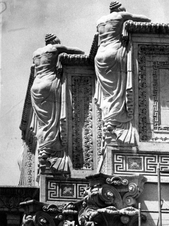 wakenminds's tweet photo. Someone is not telling us the truth about our history.. https://t.co/PdmWNiTep6