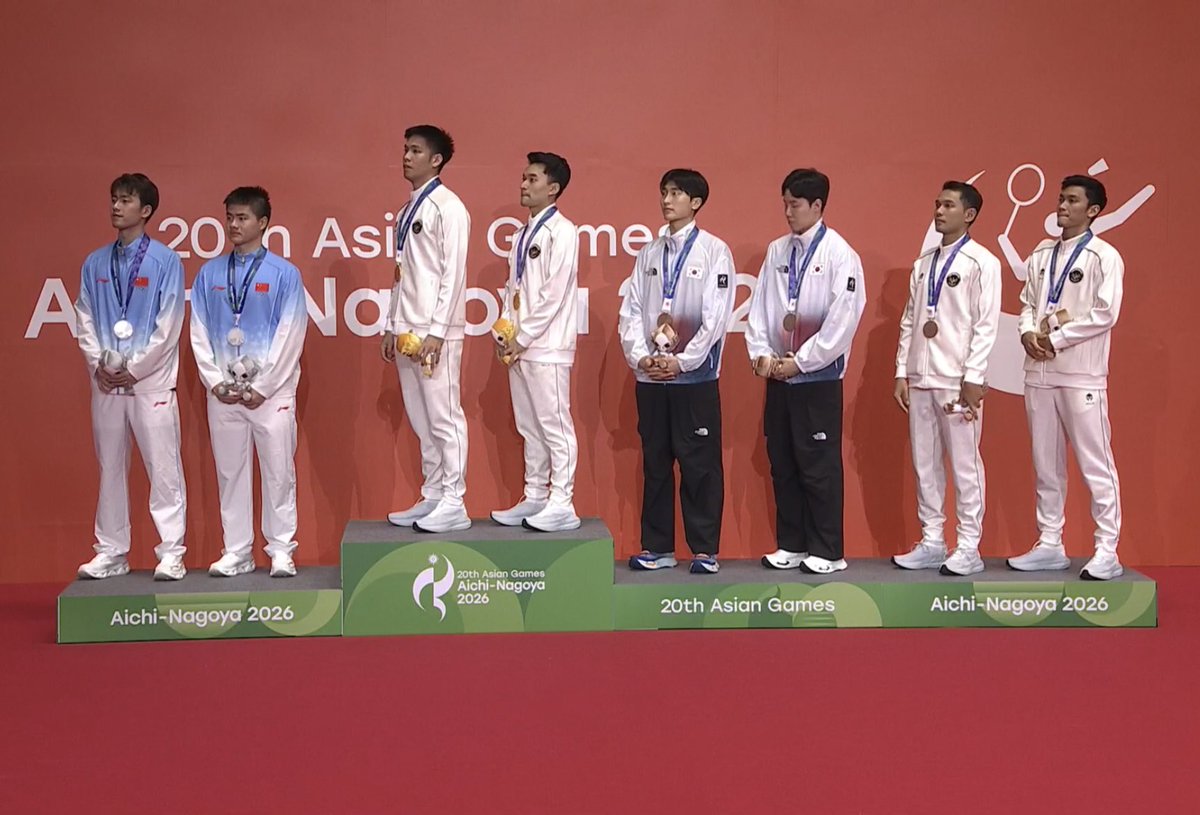 6kwh2's tweet photo. 대한민국 유니폼 ㅈㄴ 힙하네 https://t.co/NzKy8eHIlg
