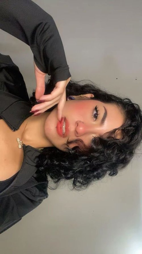 EBHgoddessq9's tweet photo. Are you ready loser??
Another session of gooning is about to start, say hi to play!

#cuck #cuckold #wankchat #hotwife #nsfw #nsfwtwt #bbc #bnwo #findom #horny #goon #gooner #feargasm #catfish #scam #wankbattle egirls feet humiliation gym brats scamfetish scamass shapeshift https://t.co/xj9eqmwvIx