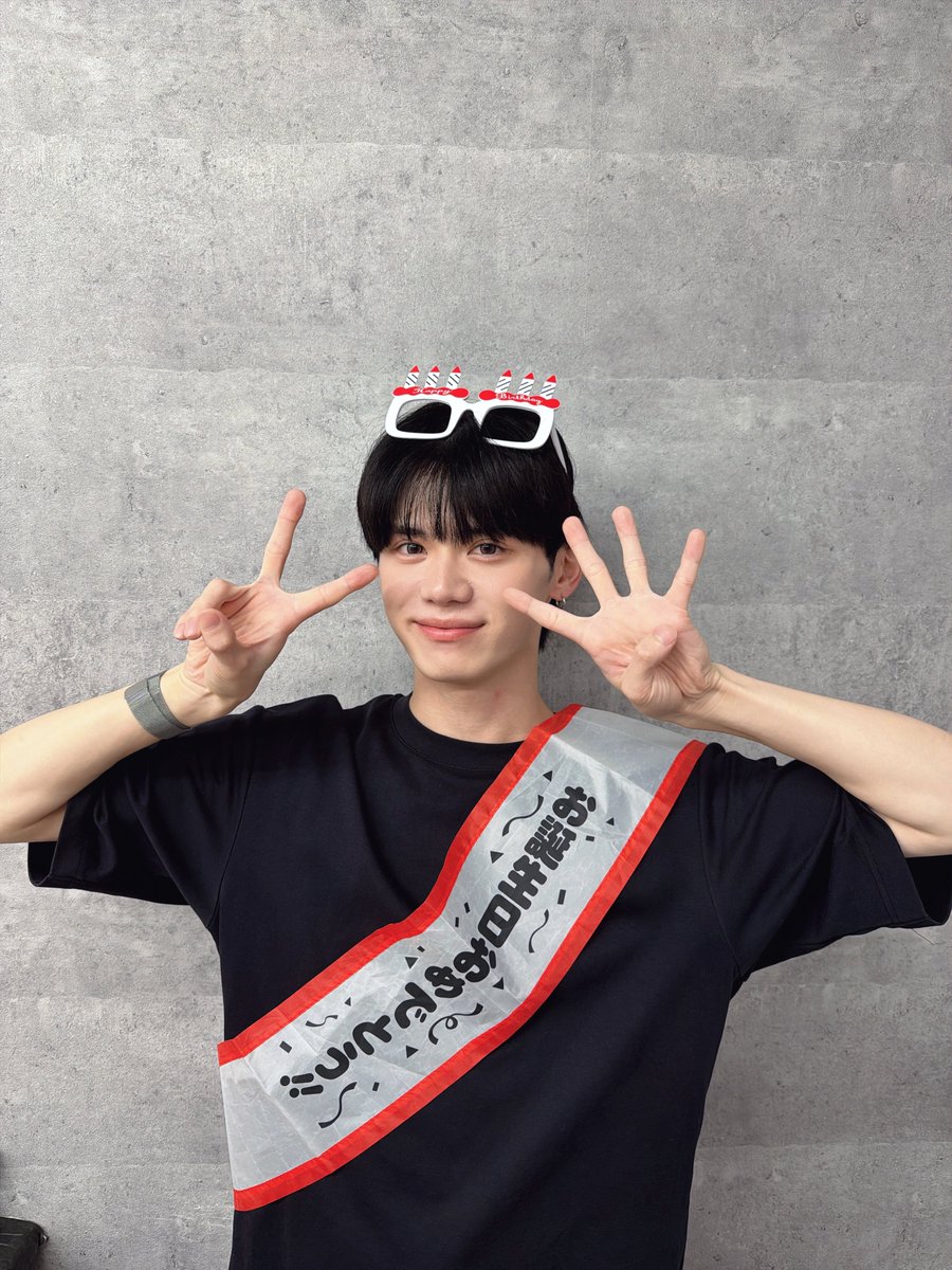 etoneige_reito's tweet photo. *.𝜗𝜚.🎂.ꪆৎ.* Lv. 𝟮𝟰

#北川玲叶生誕祭2026 https://t.co/oO1Ki88Dko