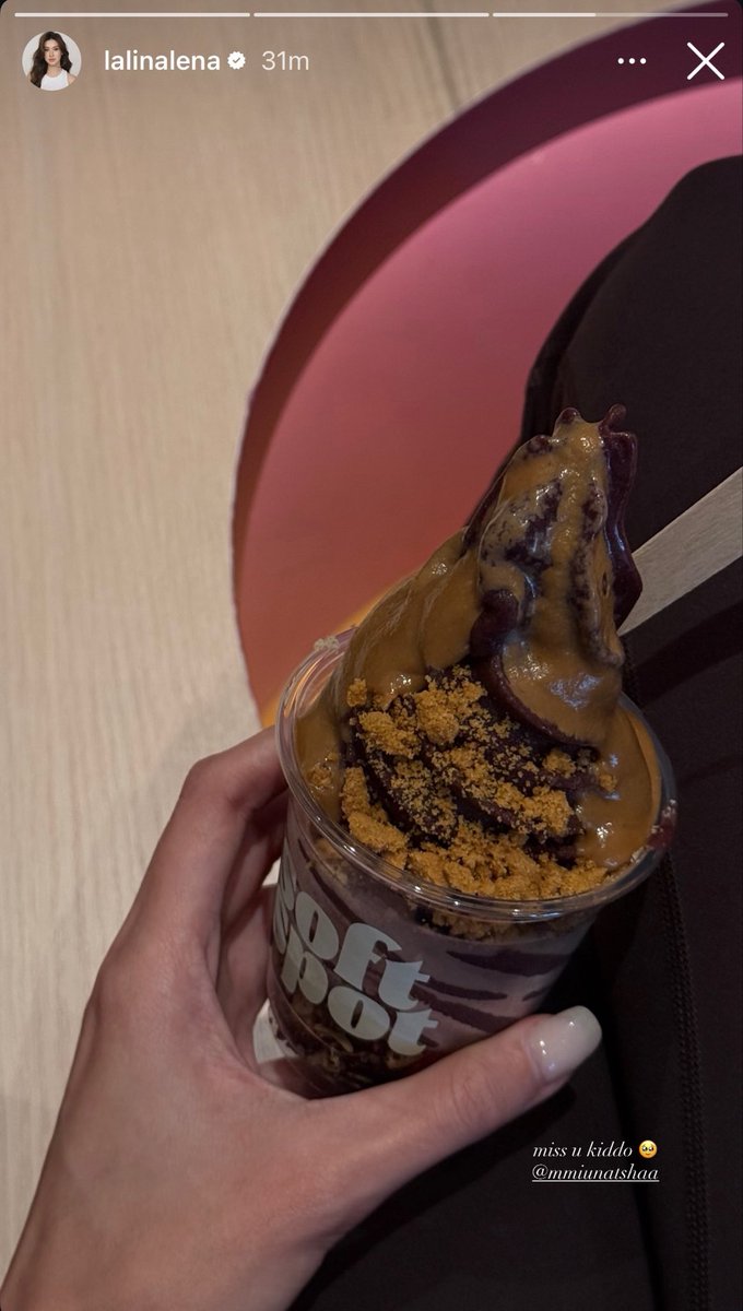 ecbae_'s tweet photo. it’s giving “I thought of you when I eat your fave food” vibesss 😭🫠

bye they’re so girlfriend coded

#LenaMiu #ลีน่าหมิว https://t.co/V7MoSpKXZG