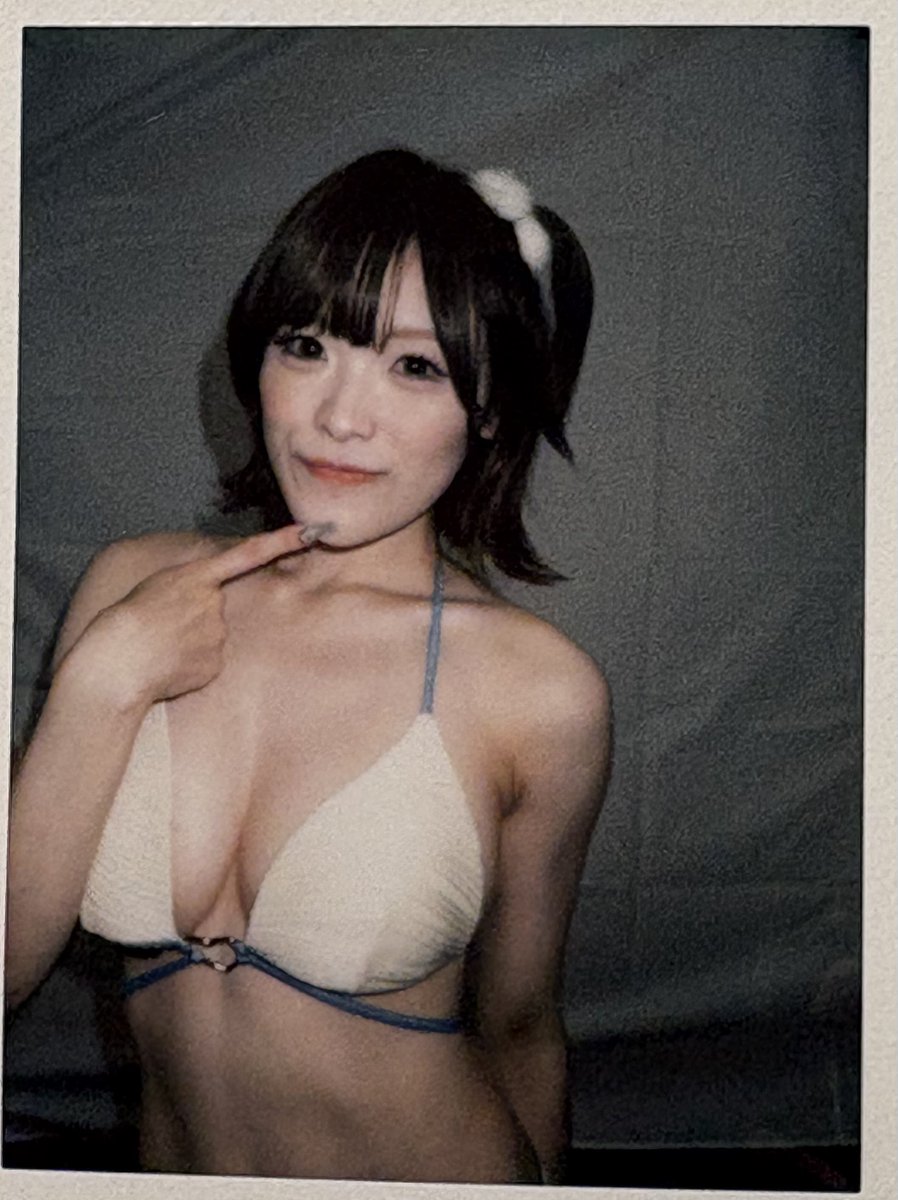 akira_20010525's tweet photo. 9/29の近代麻雀水着祭👙
琥珀るい🤍さんの一部のチェキです😊
間違いなく、今季最大級🍈です😍🤍
@RUI_RIFFBABYZ
#琥珀るい
#るいと星つくろ
#東京サマーランド
#いかなきゃキンマー
#近代麻雀水着祭2026 https://t.co/Vh0LrMt3An
