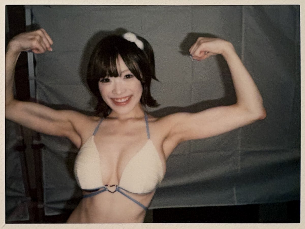 akira_20010525's tweet photo. 9/29の近代麻雀水着祭👙
琥珀るい🤍さんの一部のチェキです😊
間違いなく、今季最大級🍈です😍🤍
@RUI_RIFFBABYZ
#琥珀るい
#るいと星つくろ
#東京サマーランド
#いかなきゃキンマー
#近代麻雀水着祭2026 https://t.co/Vh0LrMt3An