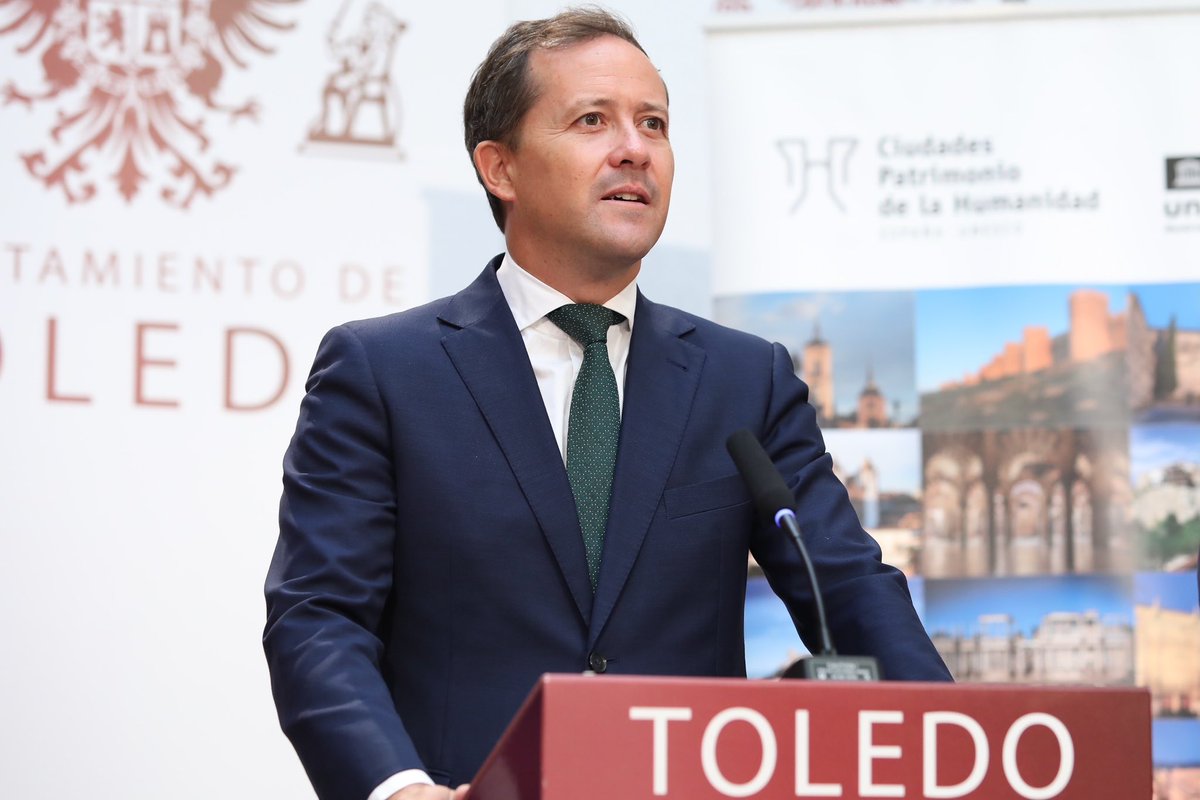 cvelazquezromo's tweet photo. 🏛️ #Toledo se convertirá el 7 y 8 de octubre en escenario de referencia nacional para debatir sobre transición energética en los cascos históricos en las jornadas «Patrimonio Histórico, Innovación y Transición Energética» del @grupocphe 

☀️En nuestra ciudad ya hemos impulsado proyectos pioneros como la comunidad energética del Casco Histórico que  ya beneficia a más de 170 vecinos, comercios y conventos, con una reducción del 40 % en su factura de la luz.