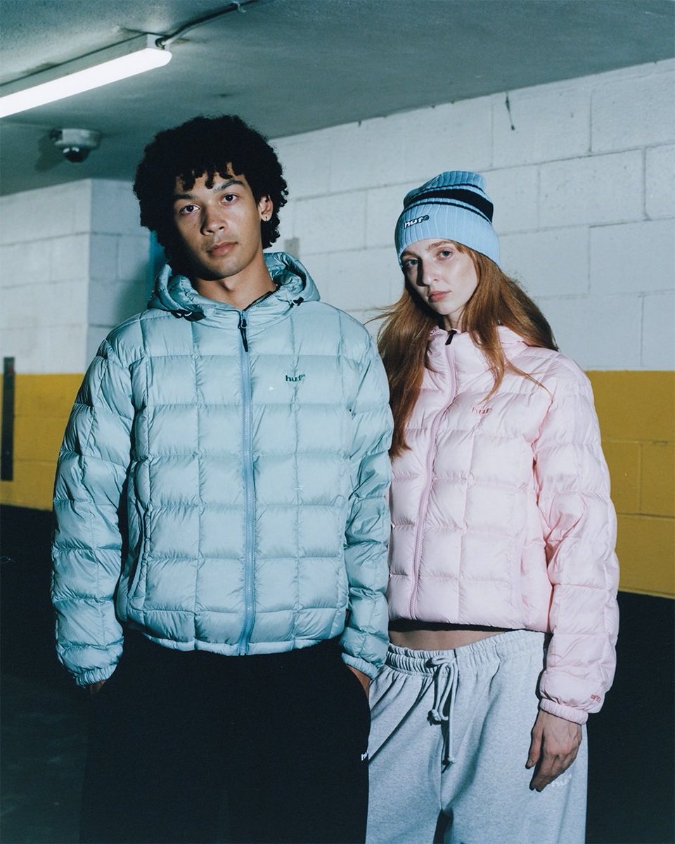 sakatanokurashi's tweet photo. 「HUF × TAION」のコラボ最高すぎる…。
10月2日発売だよー！ https://t.co/NiFDz5MZA9