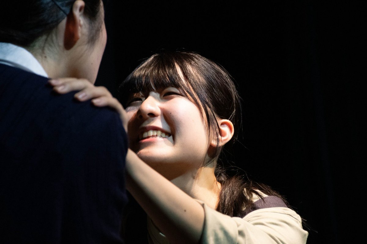 kawasaki_summer's tweet photo. 終演です！ありがとうございました。

すべてでした。一人の人間の人生の終わりのあの煌めきを、覚えていてください。それはきっと、全てを焼き尽くす炎でした！

撮影：空木（劇団森）様 https://t.co/iYh668AMTA