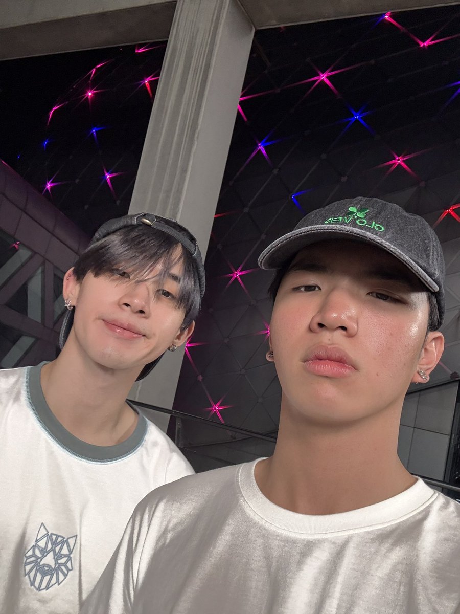 keenkeno_sp's tweet photo. 🪿

#.เพลงดีรุ่นพี่หญิงแกร่ง #.วงรุ่นพี่น่ากลัว #.วงรุ่นพี่ชอบเป็นได้แค่เฟรนลิส https://t.co/SHqTIFky86