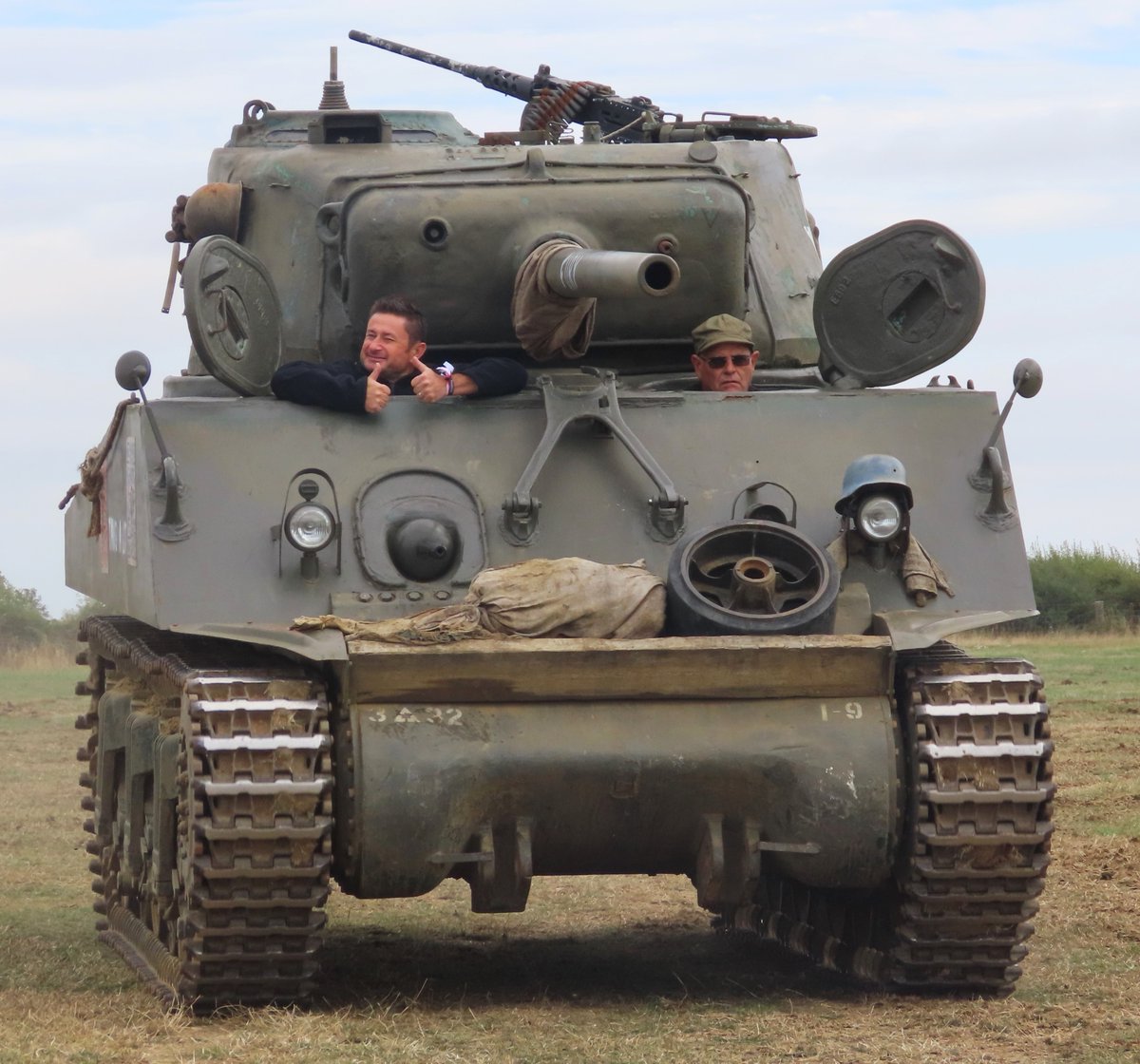 PhilLoder's tweet photo. Tuesday Tank: more tanks from the recent We Have Ways Fest - Valentine DD, Charioteer, Pz III replica (based on FV432) and Sherman. #WW2 @Burntime0101 @milmodelscene @USAS_WW1 @agbdrilling #WHWF6 #WHWF2026 #TankTuesday @WeHaveWaysPod https://t.co/5PVhRpQAdS
