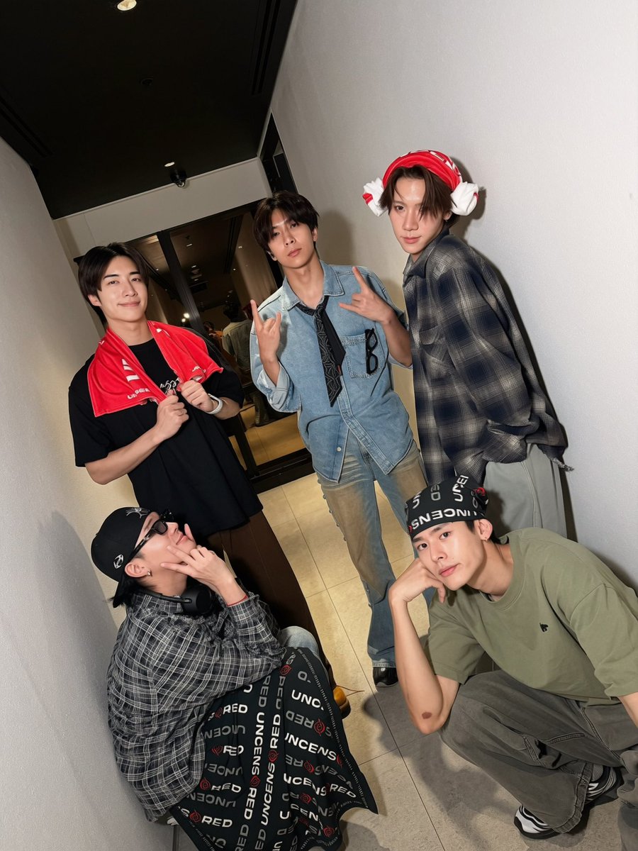 perses_official's tweet photo. Don’t say ..🤫 เอ๊ะ!?
_________

Let’s get ‘UNCENSORED’ at PERSES ‘UNCENSORED’ Concert.
🎟️ Get your ticket now : APPLICATION TICKETIER or https://t.co/dgCMAh0px0

_________

แค่ซ้อมคอนยังสนุกขนาดนี้ แล้ววันคอนจะสนุกขนาดไหน 💥

ใครที่อยากสนุกแบบพวกเรา ต้องมี item นี้ไปโบกในคอนด้วยกันแล้วนะค้าบบ

PERSES UNCENSORED MINI TOWEL, TWILLY SCARF, BANDANA

OFFICIAL MERCHANDISE BOOTH
🗓️ 3 OCTOBER 2026 
🕙 Time: 10 AM
📍 BITEC LIVE BANGNA

#PERSES_UNCENSORED
#PERSES #PERSES_TH
#GNEST