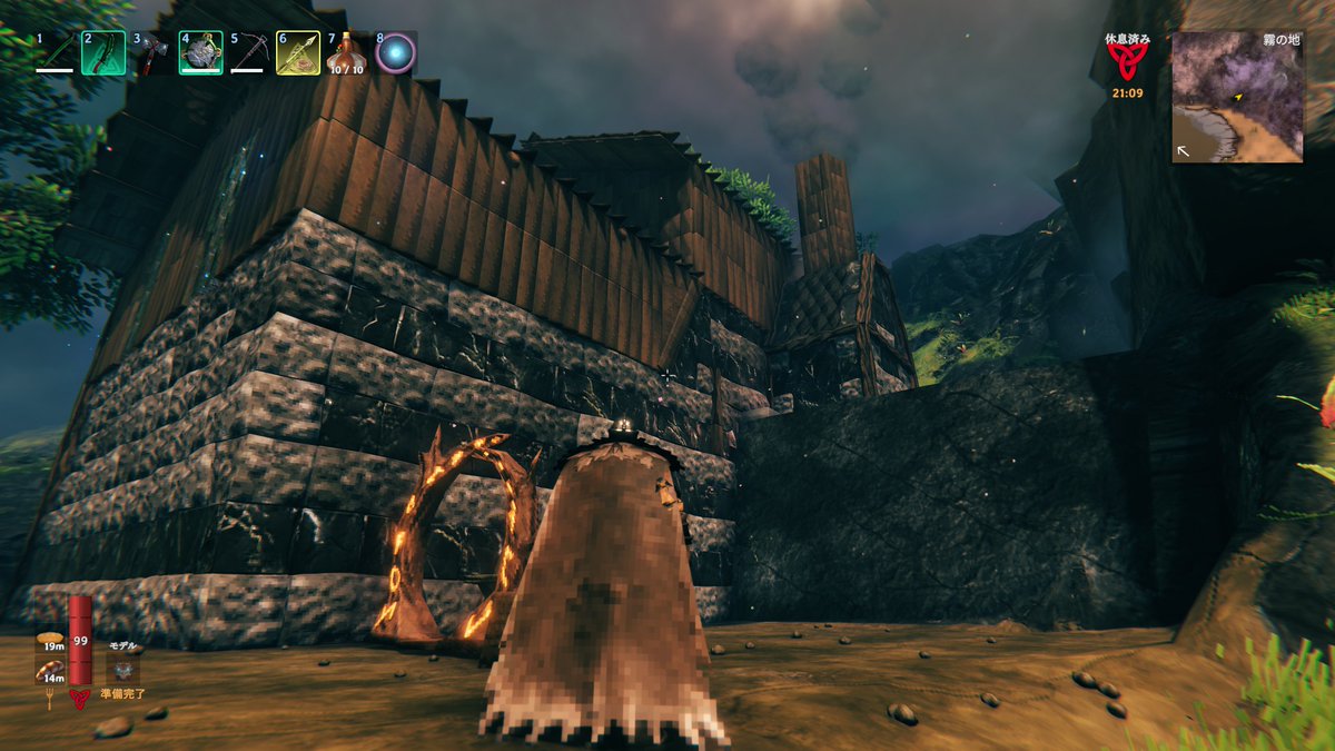 lxthere's tweet photo. #Valheim
霧の地の家が完成！
起伏が激しく、平らな整地が難しい為段差を作って上層階と下層階に分けての建築。木の壁はもう１段低くても良かったかな？ https://t.co/d3TQsQj91e