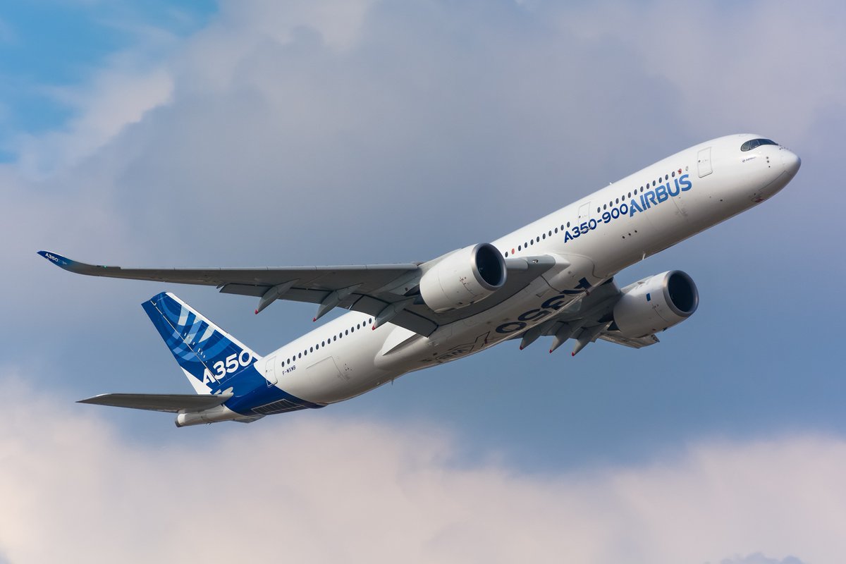 AviationNews's tweet photo. Avolon has sold 33 commercial aircraft, including Boeing 737 MAXs, Airbus A330s and A350s to Qatar-based Lesha Bank. 

Full story here: https://t.co/Q2djJLu8RV https://t.co/IfX4wuaLkp