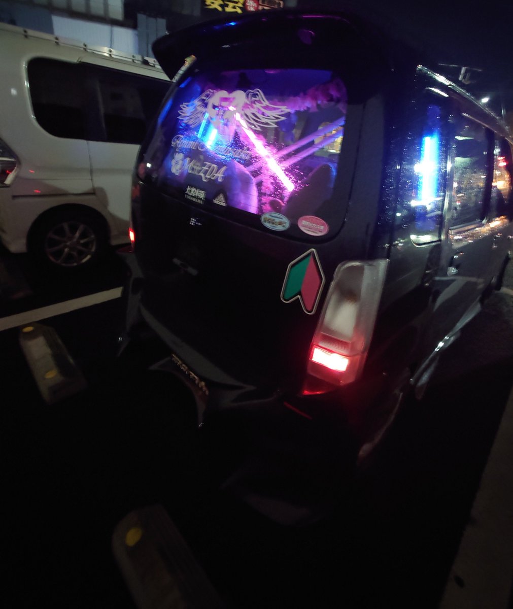 Poppo_wagonar's tweet photo. どなたかmc系ワゴンRのスポイラー？ウイング？売り案件無いですか…？

純正も良いけど、そろそろデカイ羽欲しい…😋

あと、テールランプそこなんだ…ってみんな驚かれます笑
 #AZワゴン  #ワゴンR https://t.co/6FZnYrrD0x