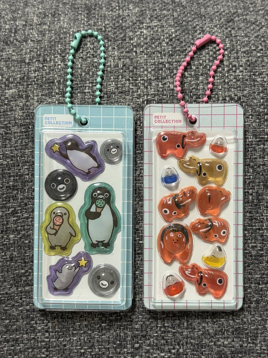 sabo3sabo3's tweet photo. ロフトにシール入れてキーチェーンにできるやつがあったので買ってみました。
赤べこは割といい感じになりましたが、ペンギンは大きいシールしかなかったので難しかった💦 https://t.co/3hf8cK7Zfm
