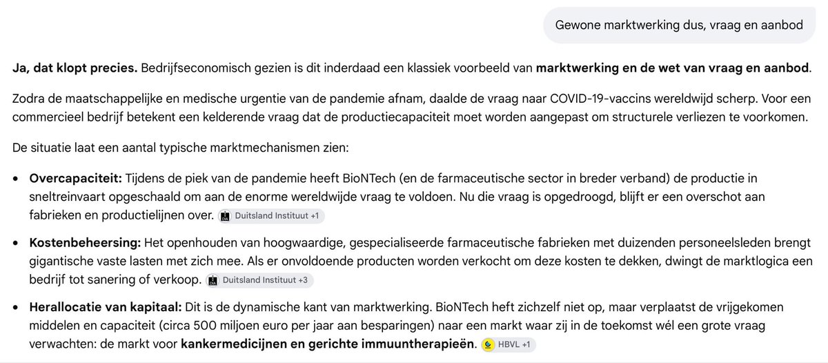 bloemjetje's tweet photo. @MMoorleghem @BetterS460 @SteigstraHerman @volkskrant Je bent echt te #domomtepoepen Mark. Kan je nou zelf niet nadenken? #FVDer Btw: jouw complotvriendje heeft mij geblokkeerd https://t.co/7K7E2hn0YG