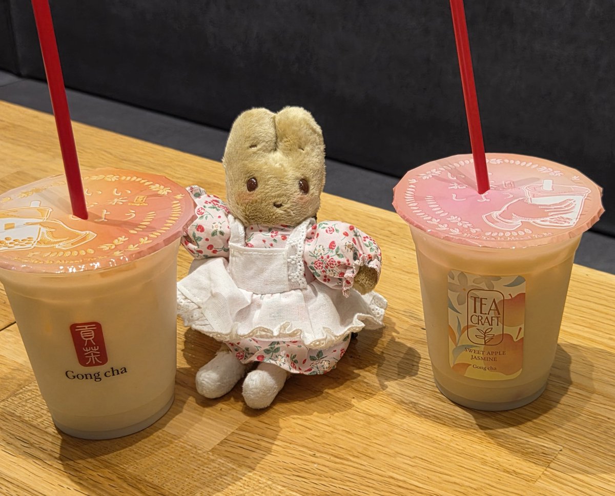 8102Apple's tweet photo. ずーっと飲みたかった蜜りんごジャスミンミルクティー🍎

おいしすぎました〜♡ https://t.co/Qz9BcbqVsb