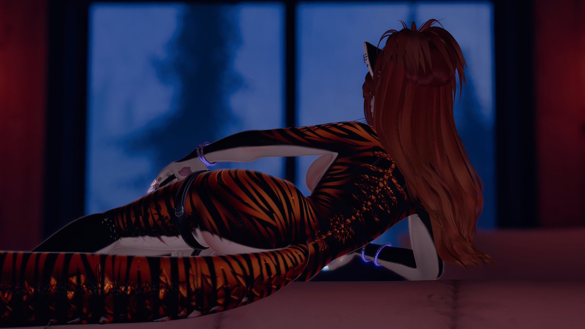 ChleocatVR's tweet photo. Cuddle? ~ https://t.co/iaXg4KuJqj