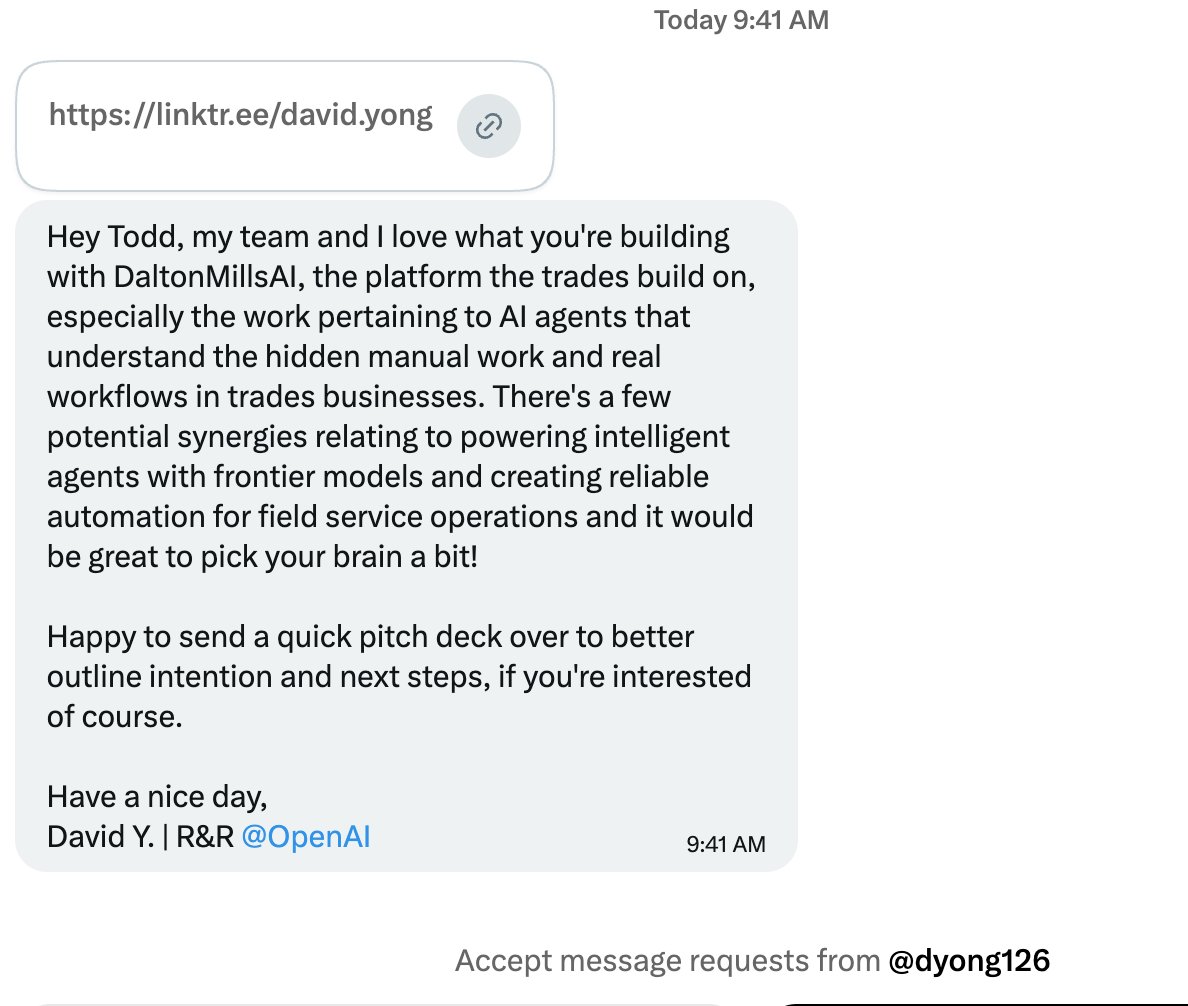 toddsaunders's tweet photo. Does anyone else get the fake OpenAI employee and/or fake Bloomberg reporter DMs on X all the time?

The messages are always obviously some sort of bot, but I am sure tons of people fall for the scam. https://t.co/VH4ihNAA1n