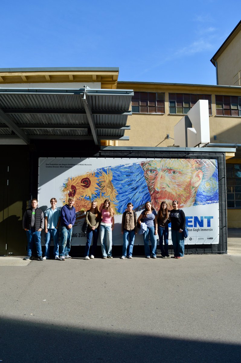 HullZurich's tweet photo. Art History trip to the Vincent van Gogh exhibition: VINCENT – Between Madness and Wonder. #hullsschoolofficial #ArtHistory #VincentVanGogh #VanGoghImmersive #ImmersiveArt #VINCENTBetweenMadnessAndWonder #VINCENTZwischenWahnUndWunder #LichthalleMAAG #Zürich https://t.co/7qggJplQNu