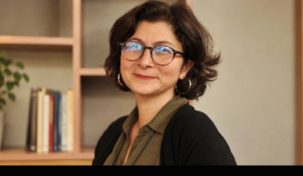brahimK00669903's tweet photo. KHK ile ihraç edilen akademisyen Barış Akademisyeni Doç. Dr. Elçin Aktoprak görevine iade edildi

 2017’de ihraç edilen Doç. Dr. Elçin Aktoprak’ın dokuz yıl sonra Ankara Üniversitesi Siyasal Bilgiler Fakültesi’ndeki görevine iade edildiğini duyurdu.

Tebrik ederim https://t.co/oJQswSkWNO