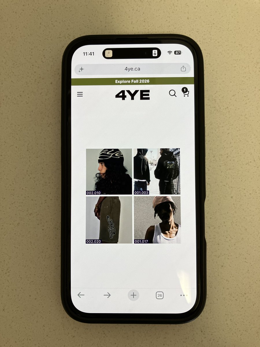 shop4YE's tweet photo. https://t.co/di6QDMtwYw https://t.co/aR2HAXnDNK
