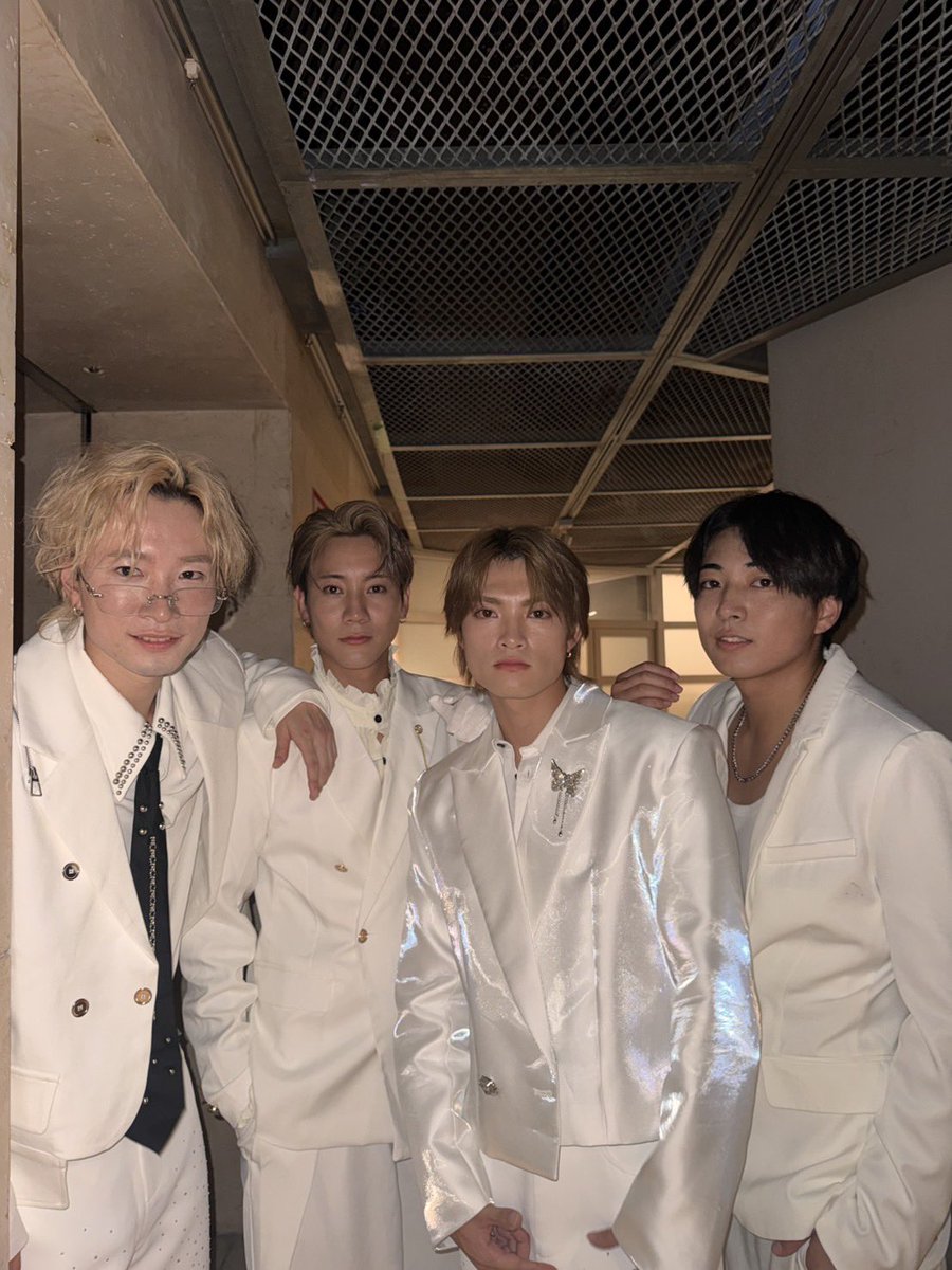 ryuta_urahara's tweet photo. 最高だった！ありがと！
みんなもJJで乾杯しよう！ https://t.co/4IuwTSltGb
