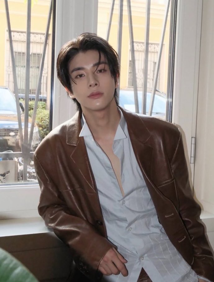 heartis_jake's tweet photo. หล่อขนาดนี้ วาสนาใครคะ                              ชั้นจ่ะ https://t.co/tiiZUqk9rN