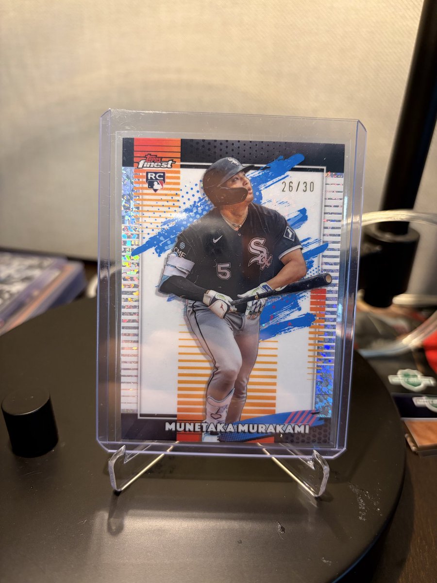 cardboardcollin's tweet photo. @DrewPnuts @whitesox Interested? $250 shipped. https://t.co/6w2eFsL9kx
