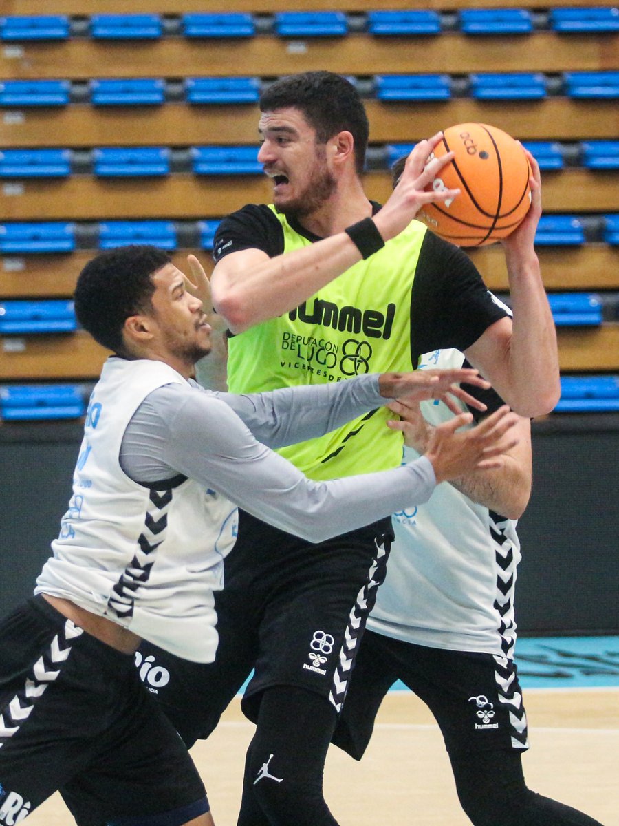 CBBreogan's tweet photo. Esixencia máxima na volta ao traballo 🔥

#ForzaBreo https://t.co/RtgiIrTvPH