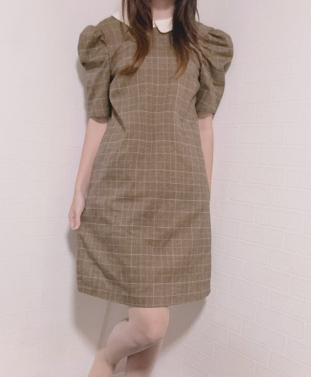 nashiko_rin_'s tweet photo. 私服5点セット
送料手数料込5999円！

通常 2点セット送料込4000円

今回 5点セット 5999円！

ワンピース4点、ストッキング1点
計5点の大変お得なセットです🎶

私服1セットのみ着用無料🫶

香水ふりかけ無料サービス付き🙆‍♀️

 #私服売ります https://t.co/T9ZJgTxLcY
