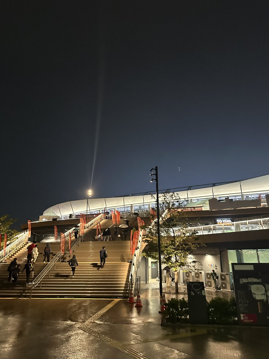 miurayuna's tweet photo. ラジオ放送後、
こちらで陸上の応援に📣

男子800メートル
落合晃選手🇯🇵金メダル🥇
1:44.48の大会新記録！！！

男子5000メートル
山口智規選手🇯🇵銀メダル🥈
おめでとうございます！！ https://t.co/yxDqwr5Ftg