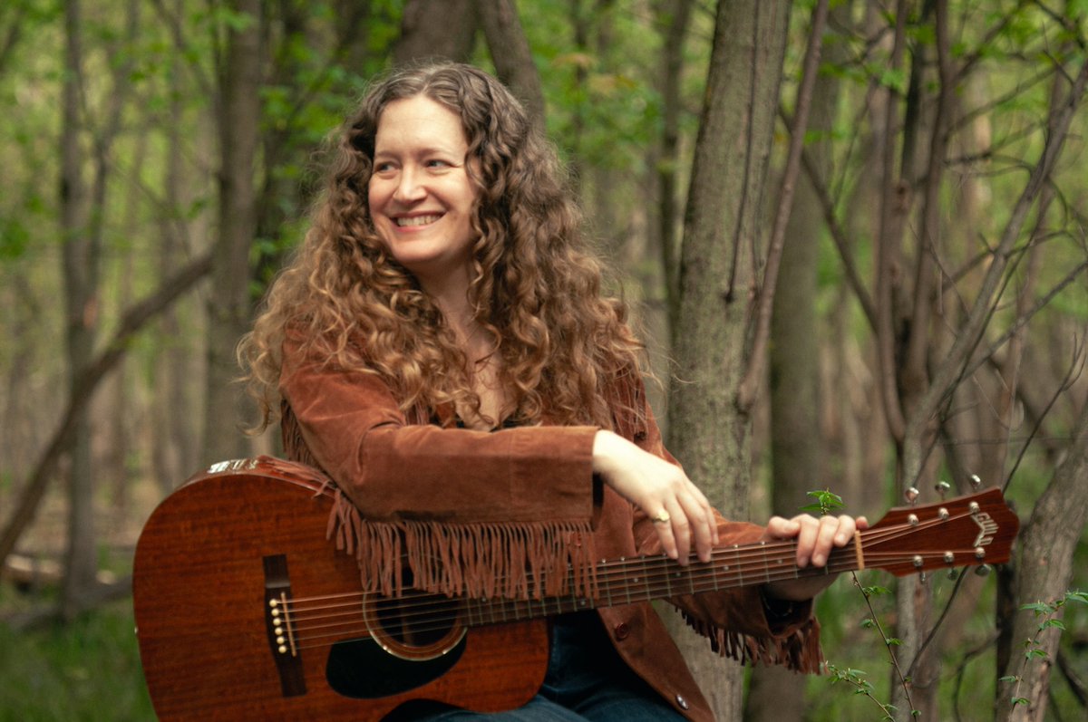 MAGNETMagazine's tweet photo. #MAGNETExclusive: Premiere of #MarianRunk’s “Scorpion’s Nest.” “Friends of mine have long and deep relationships with their grandparents. That was not the case for me, and I wanted to explore that.” Check it out: https://t.co/Gm4TVmtPmd https://t.co/g221GsposW