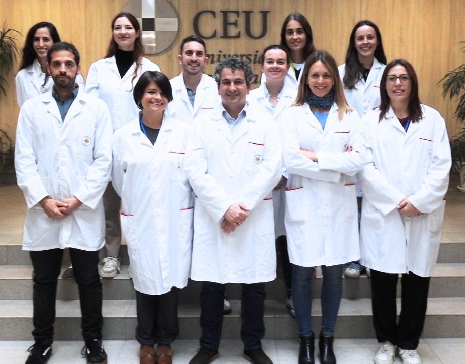 CienciaUCHCEU's tweet photo. Nuevo estudio sobre coxielosis, del grupo de investigación ProVaginBIO de @uchceu
En BMC Microbiology reportan los beneficios de una vacunación completa y temprana en rebaños caprinos y la adopción de medidas de bioseguridad, frente a la vacunación parcial
https://t.co/c2jMvjjzMc https://t.co/LZxUHL4zUI