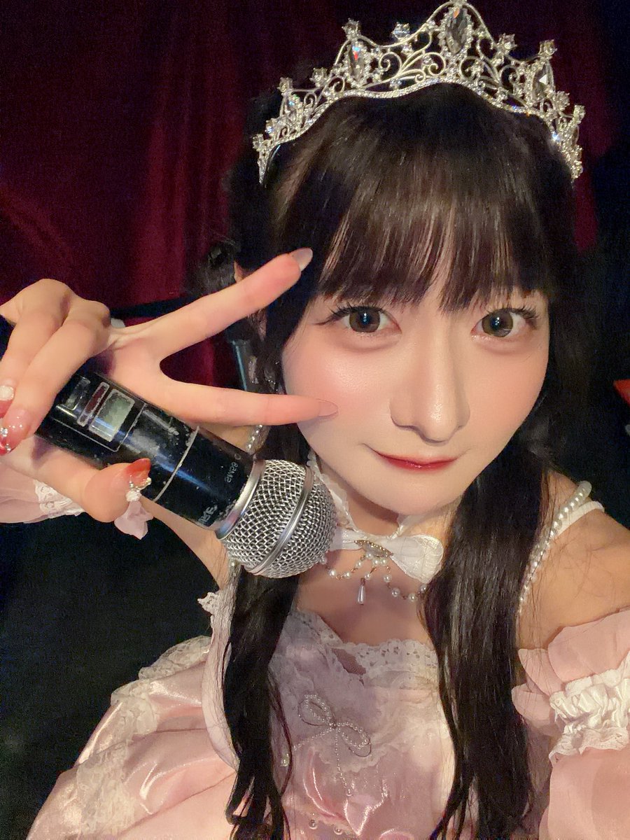 SAKURAG_Mirei's tweet photo. おそようございます👑🎀

みんながみれい以上にみれいのことを心配してくれて大切にしてくれてとても嬉しくてありがたいです ありがとう みれいも君のことが大切で大好きだよー！相思相愛だねっ https://t.co/LQhKFhSGH3
