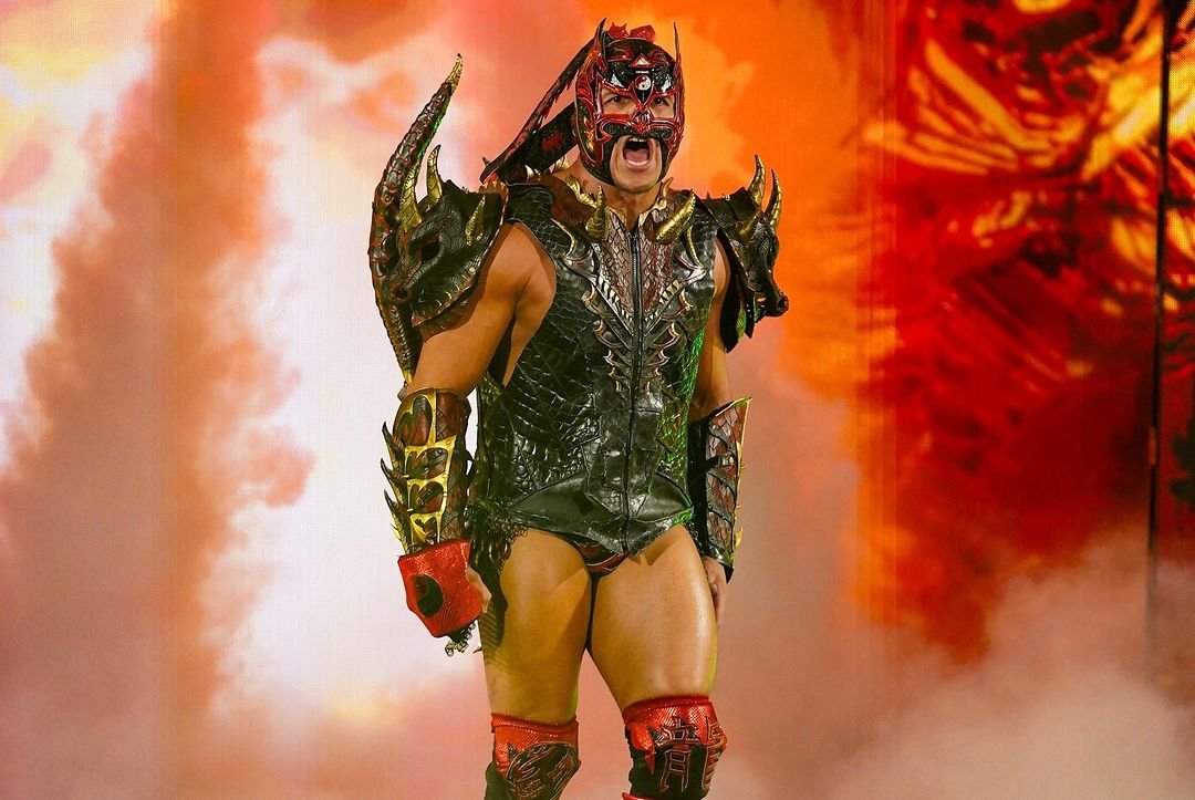 ProWFinesse's tweet photo. Dragon Lee should be the one to eventually dethrone Chad Gable for the IC Title.

They need to lock that in. https://t.co/1CsW87VLYs