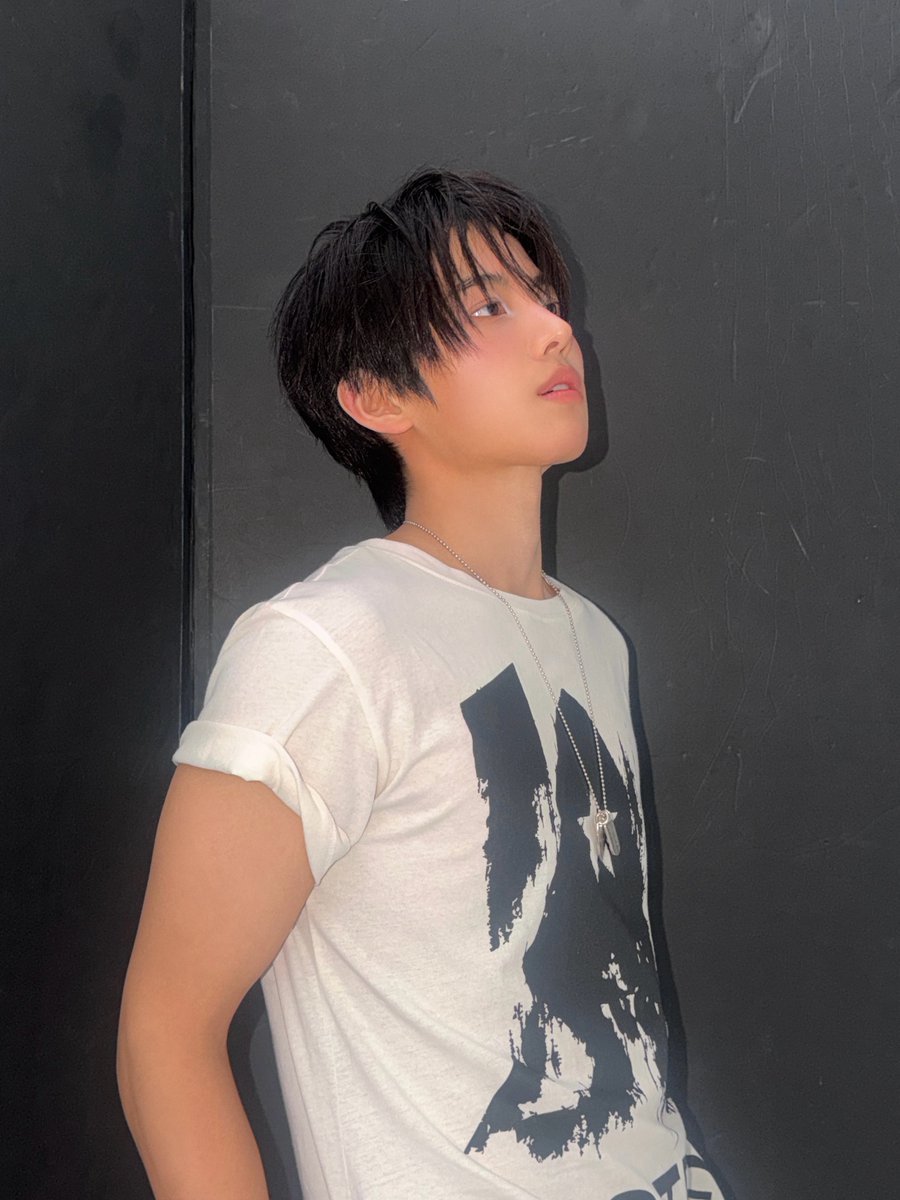 IDID_starship's tweet photo. [🌠] #장용훈_DID
DAZED 🤍🎸

#IDID #아이딧 
#JANGYONGHOON #장용훈 https://t.co/yiVVbJJkbr