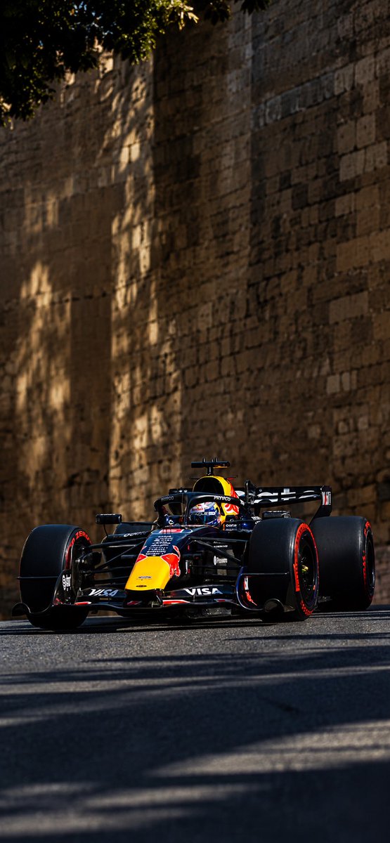 F1WallGridbox's tweet photo. #Wallpapers
 └📂 #Formula1 
      └📂 #AzerbaijanGP 🇦🇿
           └📂 #MaxVerstappen     

F1 Red Bull Max Verstappen Azerbaijan GP Baku Wallpaper https://t.co/OuRwOLAVIL