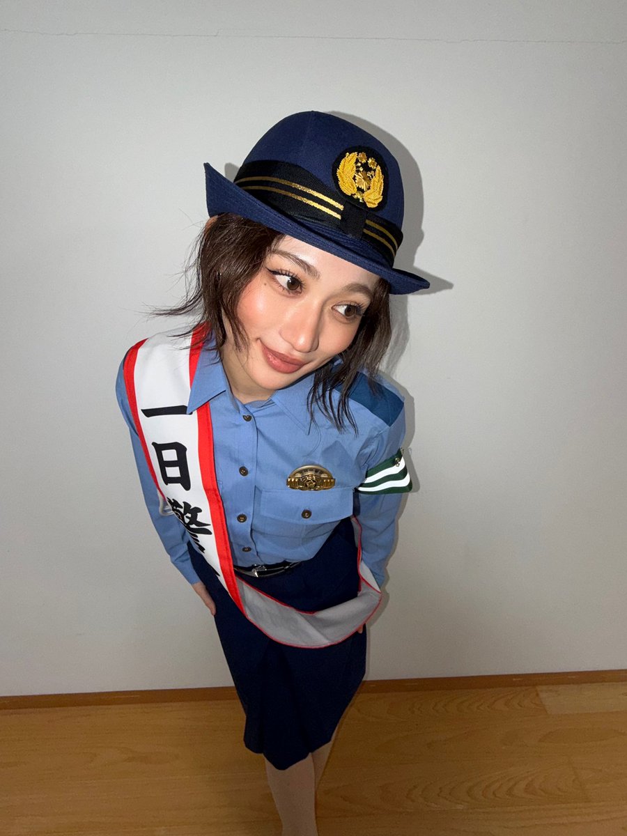 rikako_sasaki_'s tweet photo. 1日警察署長ありがとうございました🚔！
命の尊さ、大切さを再確認した1日となりました。今回の機会をくださった気仙沼警察署の皆様に感謝しております😭
ありがとうございます😭❤️！
とっても楽しかった〜👮🏻‍♀️♡久しぶりの気仙沼も、逢いに来てくださった皆様にも心から感謝しております🫶🏻😽敬礼🫡！ https://t.co/xRb8o0O7tv