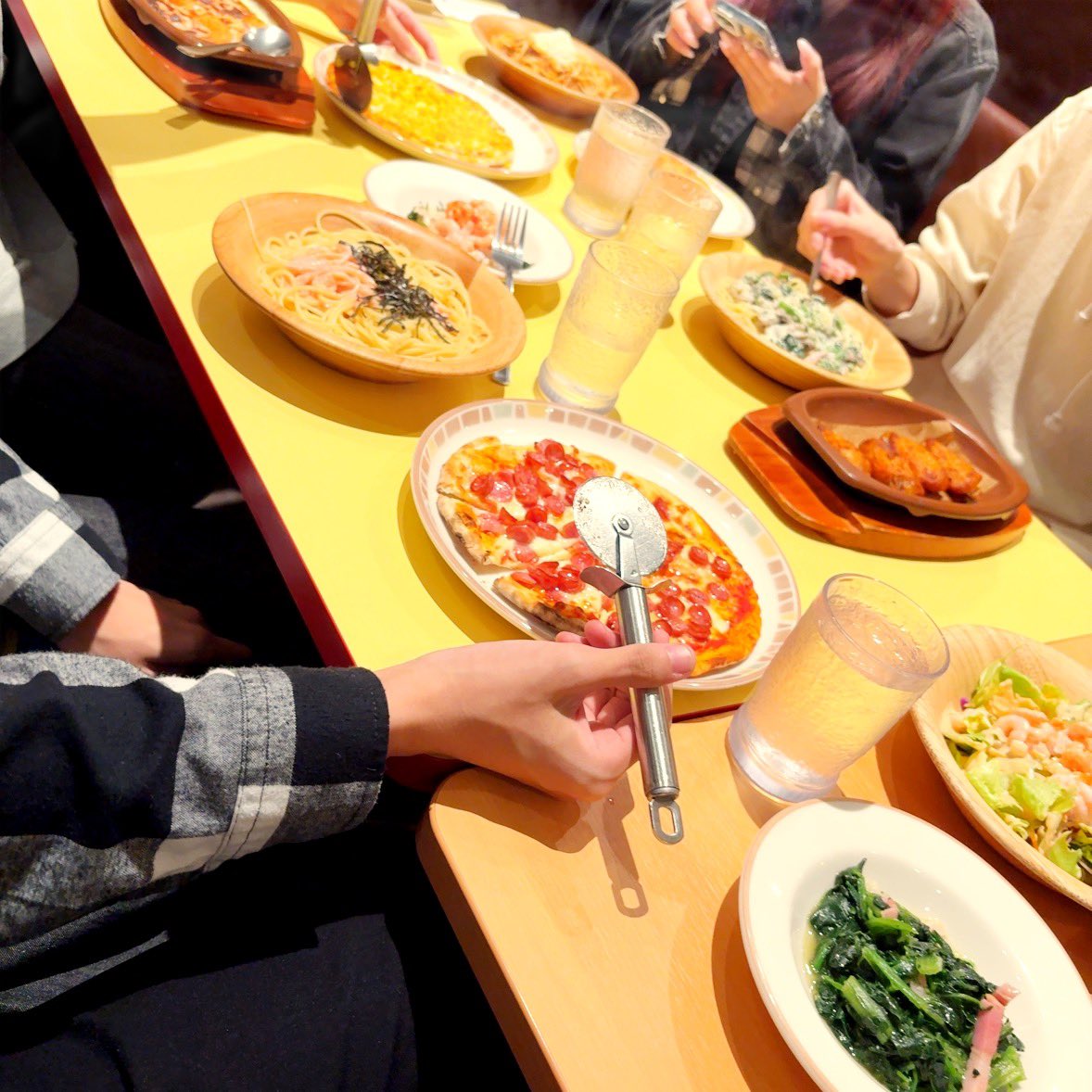 _shprl's tweet photo. デザートを先に食べた https://t.co/ZKkRDitrtH