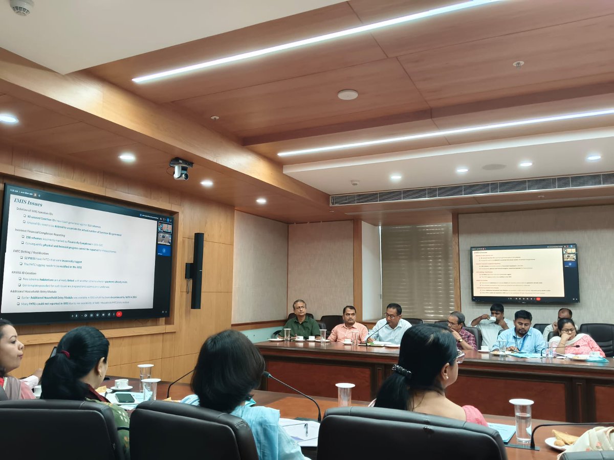 JJM_Assam's tweet photo. The meeting, chaired by Dr. Ravi Kota, IAS, Chief Secretary, Assam, was attended by Shri Kailash Karthik N, IAS, Secy, PHED &amp; MD, #JJMAssam, Shri Oinam Sarankumar Singh, IAS, Commissioner, P&amp;RD &amp; MD @sbmg_assam along with senior officials from PHED and officials of line depts. > https://t.co/dD1yRRj7NM