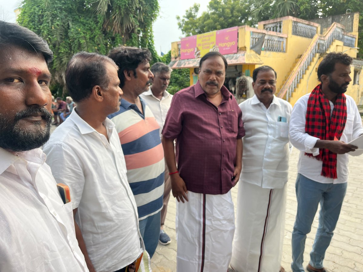 SUDHARSANAM_S's tweet photo. #மதுராந்தகம் சட்டமன்றத் தொகுதி இடைத்தேர்தலில் காணும் திராவிட முன்னேற்றக் கழகத்தின் வெற்றி வேட்பாளர் திரு @iparanthamen அவர்களை ஆதரித்து கீழாமூர் ஊராட்சியில் வாக்கு சேகரித்தோம். 

உடன், செங்குன்றம் பேரூர் கழக செயலாளர் திரு.சுதாகர் உள்ளிட்ட நிர்வாகிகள். 

#Vote4DMK 

@arivalayam @mkstalin @Udhaystalin @DMKITwing @DMK_Chennai